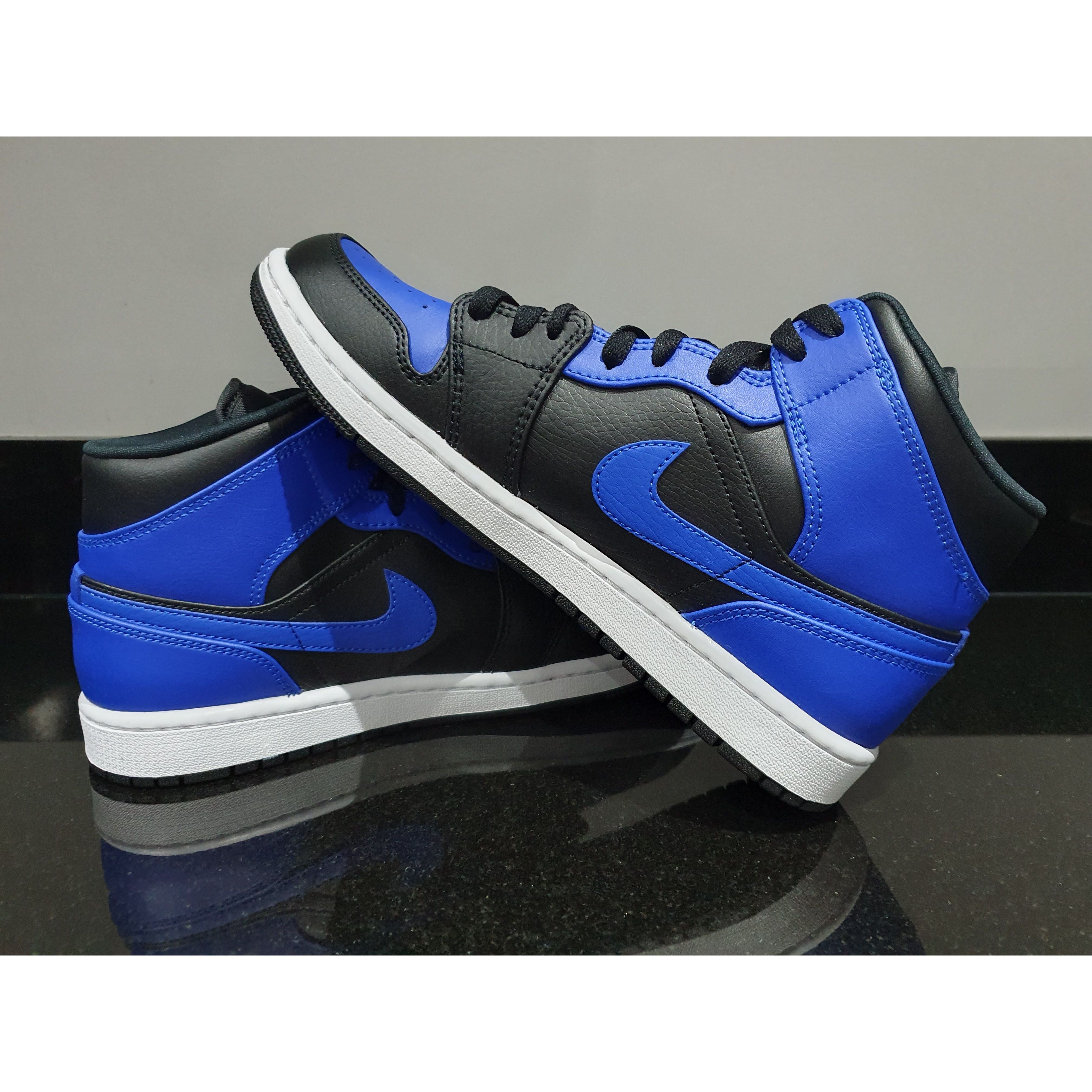 Nike Air Jordan 1 Mid Trainers